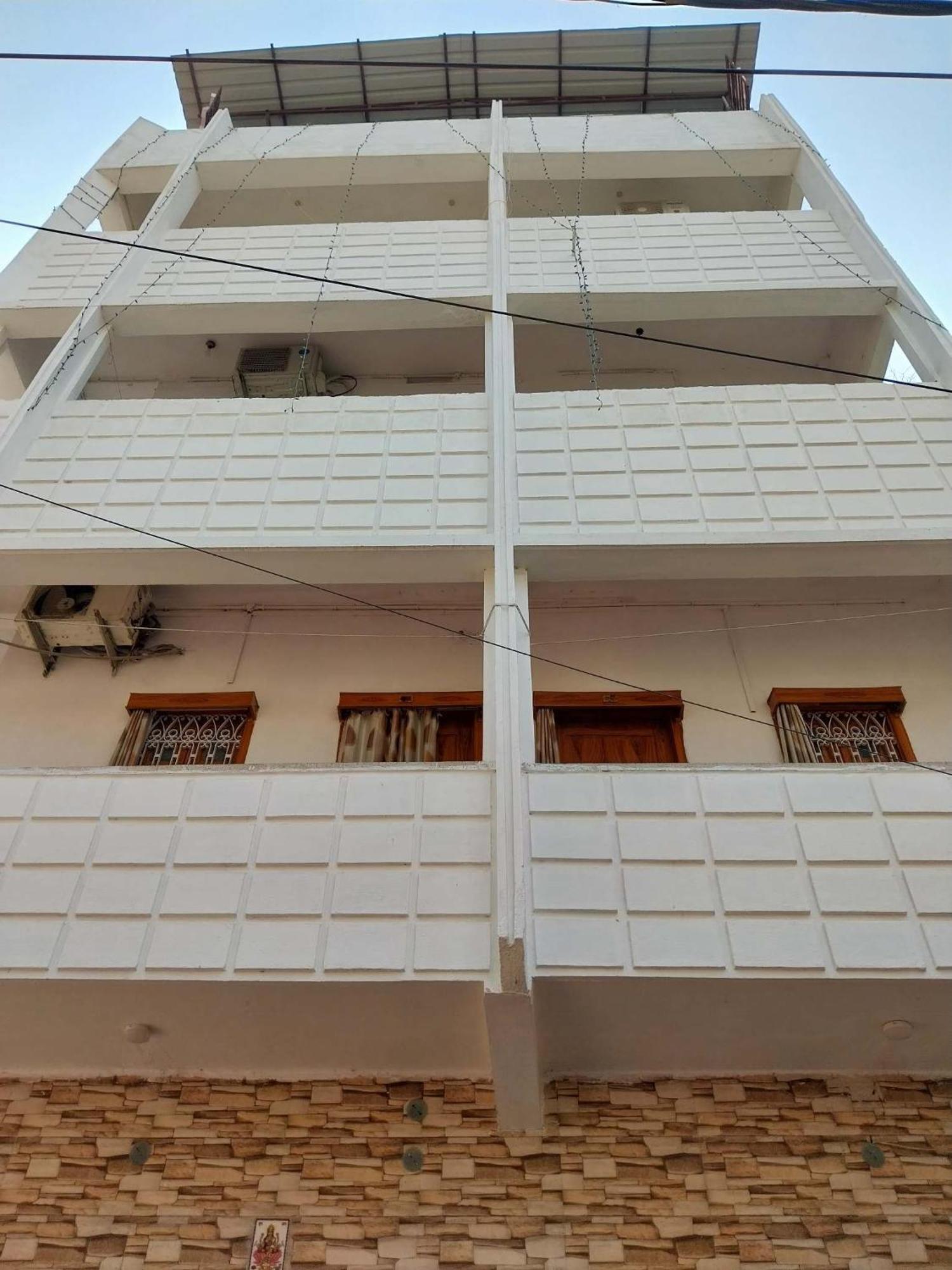 Hotel Mamata Rājgīr Exteriér fotografie